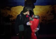 Освобожденный из плена защитник Змеиного сделал предложение своей любимой