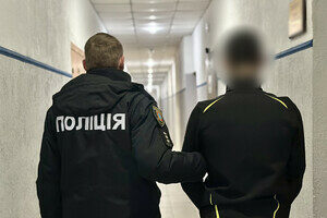 В Одессе задержали подозреваемого в поджоге автомобилей в паркинге в Аркадии В Одессе задержали подозреваемого в поджоге автомобилей в паркинге в Аркадии