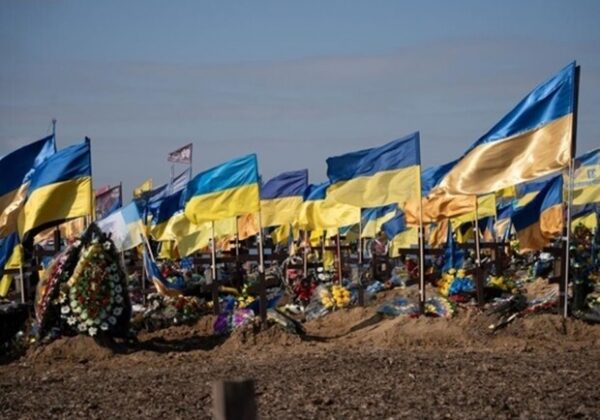 В Одесской области надругались над могилами защитников Украины В Одесской области надругались над могилами защитников Украины