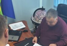 Вымогал у предпринимателя 12 тысяч долларов: в Одесской области главу поселкового совета разоблачили во взяточничестве
