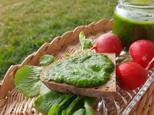 Дуже бюджетний соус: корисно, неймовірно смачно та просто