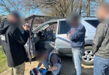 В Одесской области член общественного формирования требовал деньги у мужчины с инвалидностью: подробности