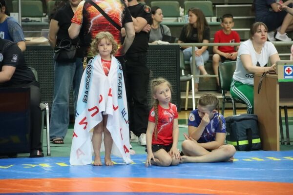 Греплінг. Дитяча ліга: сила, народжена в серцях майбутніх чемпіонів Греплінг. Дитяча ліга: сила, народжена в серцях майбутніх чемпіонів