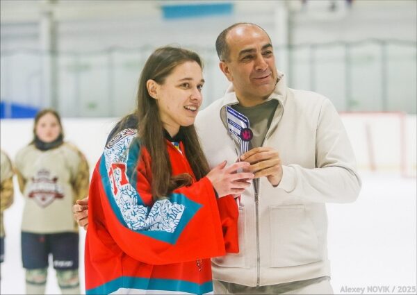 Хокей. Одеська жіноча команда вдруге поспіль стала призером чемпіонату України Хокей. Одеська жіноча команда вдруге поспіль стала призером чемпіонату України