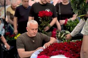 В Одессе провели в последний путь военного и директора авиаклуба Константина Оборина В Одессе провели в последний путь военного и директора авиаклуба Константина Оборина