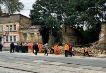 На Молдаванке в Одессе обрушился дом: что говорят в ЖКС