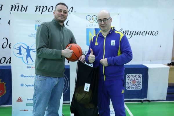 В СДЮСШОР імені Літвака відбулося велике спортивне свято для дітей В СДЮСШОР імені Літвака відбулося велике спортивне свято для дітей