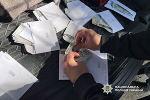 Деньги за доступ к сессии: в Одессе офицер вуза требовал взятки у курсантов Деньги за доступ к сессии: в Одессе офицер вуза требовал взятки у курсантов